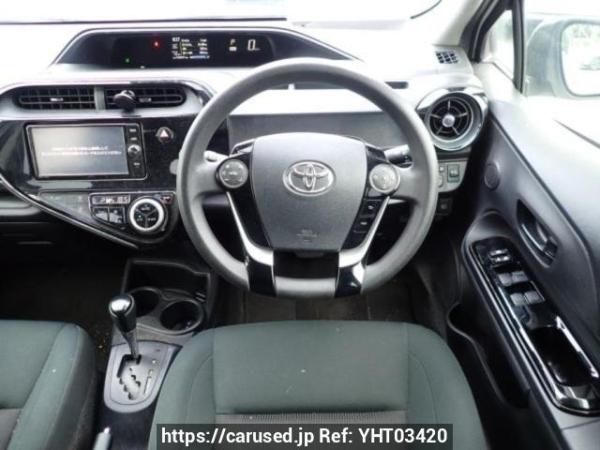 Used 2018 AT toyota aqua NHP10 Image[19]