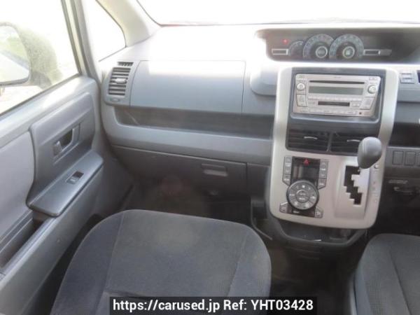 Used 2010 AT toyota noah ZRR70G Image[18]