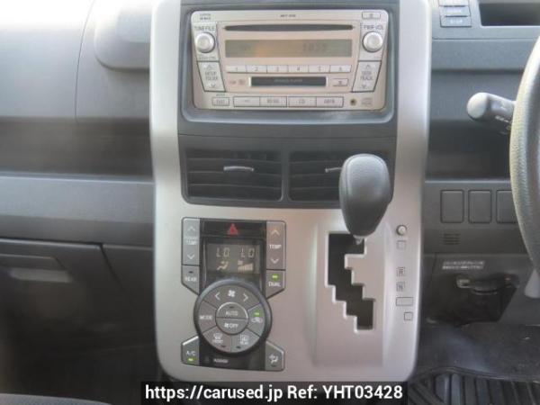 Used 2010 AT toyota noah ZRR70G Image[19]