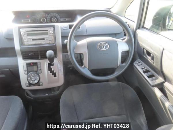 Used 2010 AT toyota noah ZRR70G Image[20]