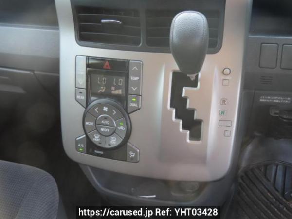 Used 2010 AT toyota noah ZRR70G Image[23]