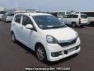 Daihatsu Mira e:S LA300S