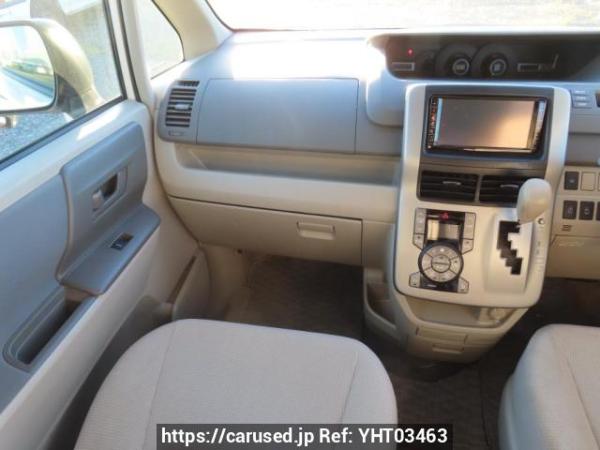 Used 2009 AT toyota noah ZRR75G Image[18]