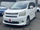 Toyota Noah DBA-ZRR70W