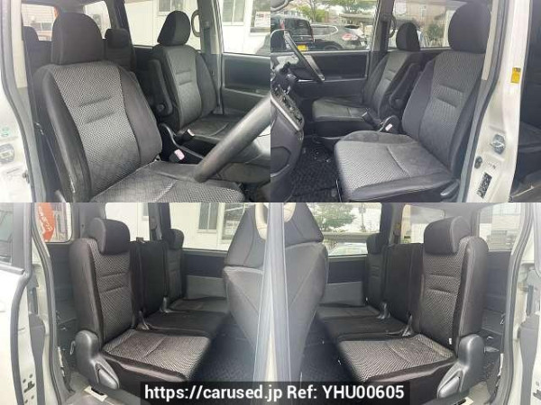Used 2007 AT toyota noah DBA-ZRR70W Image[8]