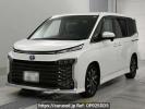 Toyota Voxy ZWR90W