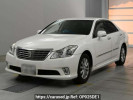 Toyota Crown GRS200