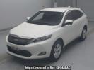 Toyota Harrier ZSU65W