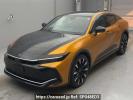 Toyota Crown Crossover TZSH35