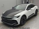 Toyota Crown Crossover TZSH35