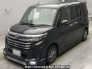 Toyota Roomy M900A