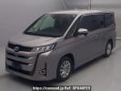 Toyota Noah ZWR90W