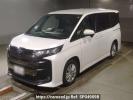 Toyota Noah ZWR90W