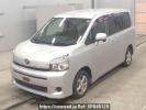 Toyota Voxy ZRR75G