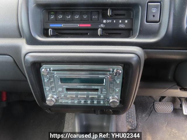2001 Suzuki Jimny JDM car for sale — photo 23 of 25