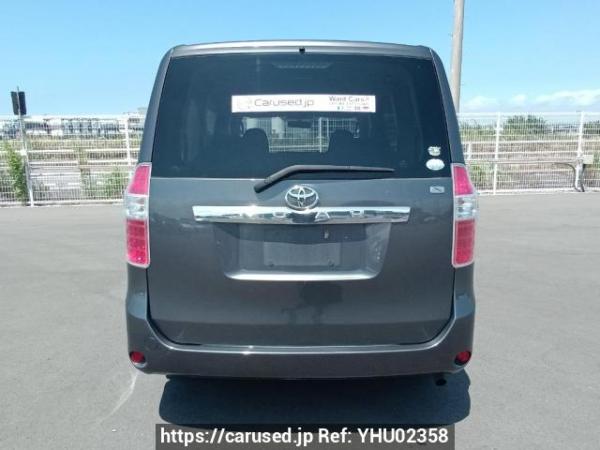 Used 2008 AT toyota noah ZRR70G Image[5]