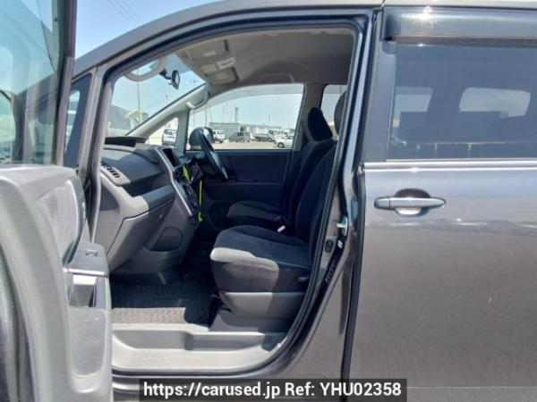 Used 2008 AT toyota noah ZRR70G Image[13]