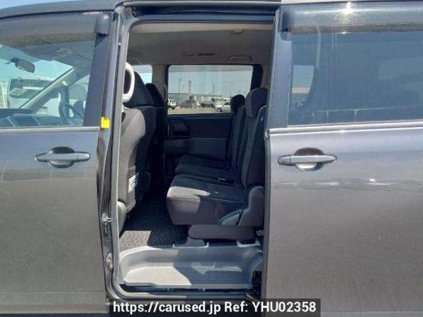 Used 2008 AT toyota noah ZRR70G Image[15]