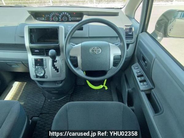 Used 2008 AT toyota noah ZRR70G Image[20]