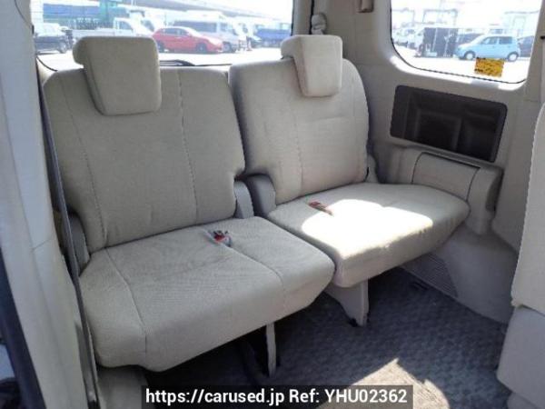 Used 2009 AT toyota noah ZRR70W Image[13]