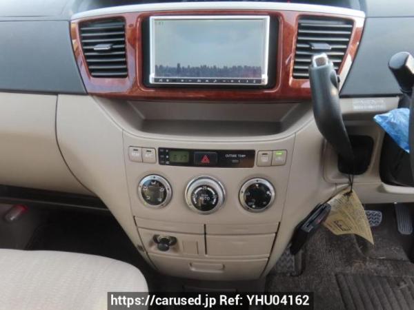 Used 2003 AT toyota noah AZR60G Image[24]