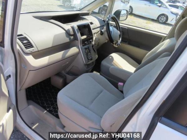 Used 2007 AT toyota noah ZRR75G Image[15]