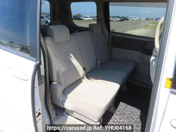 Used 2007 AT toyota noah ZRR75G Image[18]