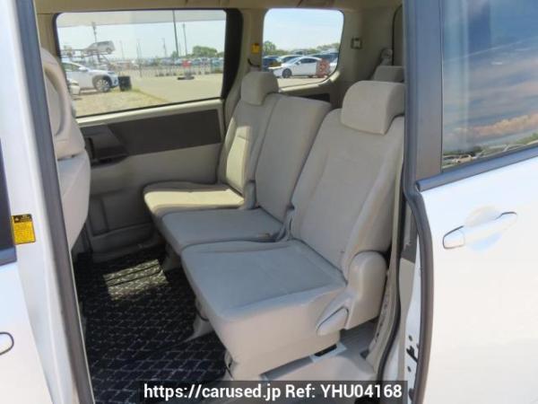 Used 2007 AT toyota noah ZRR75G Image[20]
