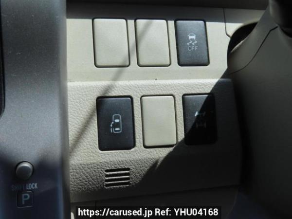 Used 2007 AT toyota noah ZRR75G Image[31]