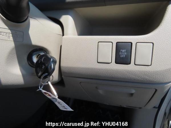 Used 2007 AT toyota noah ZRR75G Image[32]