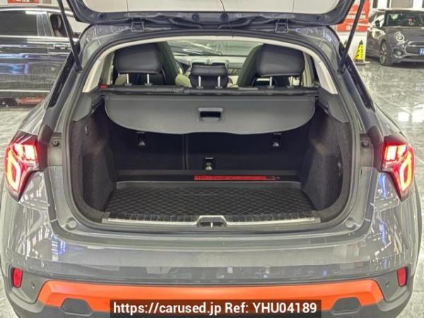 Used 2019 AT lynk-co 02 MR7153C04 Image[6]