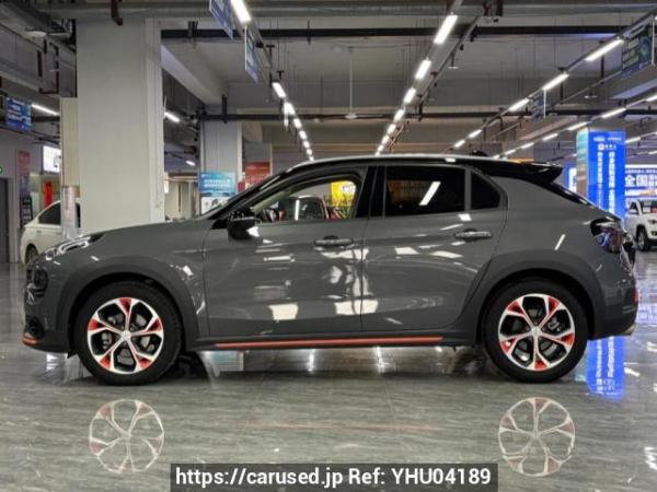 Used 2019 AT lynk-co 02 MR7153C04 Image[7]