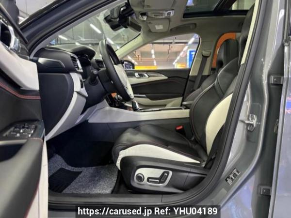 Used 2019 AT lynk-co 02 MR7153C04 Image[9]