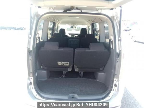 Used 2008 AT toyota noah ZRR70W Image[8]