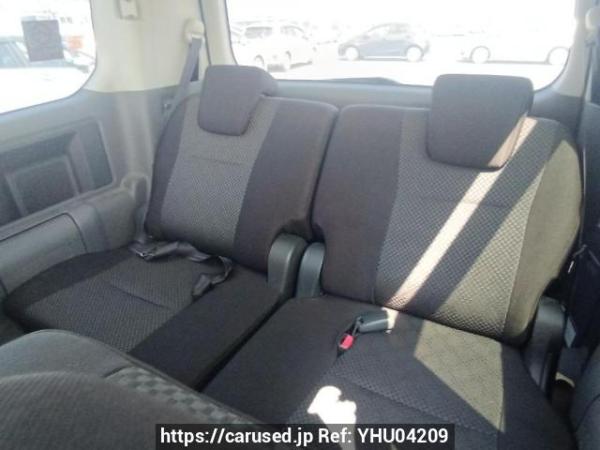 Used 2008 AT toyota noah ZRR70W Image[17]