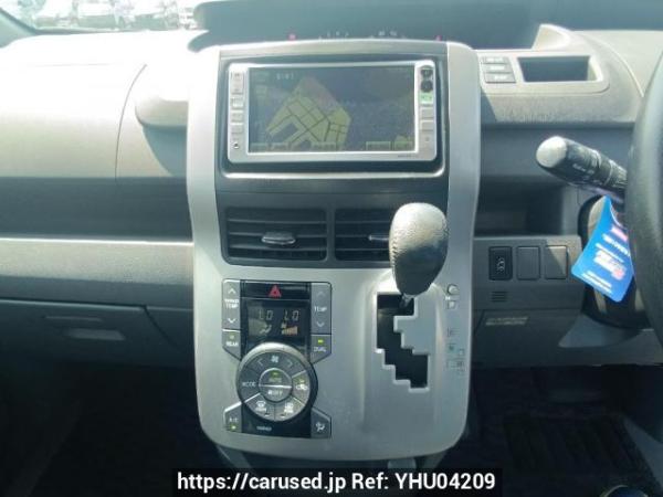 Used 2008 AT toyota noah ZRR70W Image[20]
