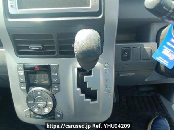 Used 2008 AT toyota noah ZRR70W Image[24]
