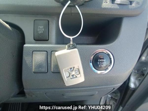Used 2008 AT toyota noah ZRR70W Image[27]