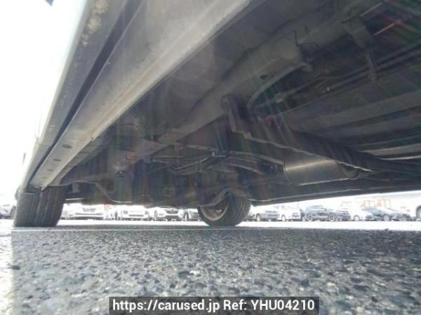 Used 2005 AT toyota alphard ANH10W Image[32]