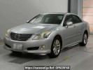 Toyota Crown GRS200