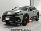 Toyota Crown Crossover TZSH35