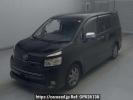 Toyota Voxy ZRR70W