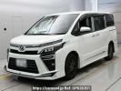 Toyota Voxy ZRR80W