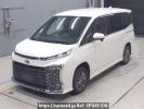 Toyota Voxy MZRA95W