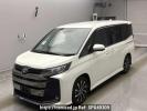 Toyota Noah ZWR90W