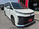 Toyota Voxy ZWR90W