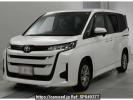 Toyota Noah MZRA90W