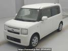 Toyota Pixis Space L585A