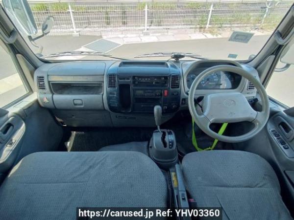 Used 2001 AT toyota toyoace-route-van XZU307V Image[16]
