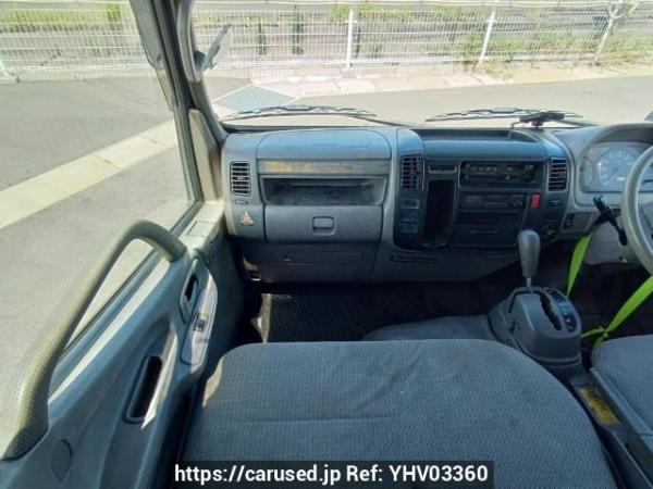 Used 2001 AT toyota toyoace-route-van XZU307V Image[17]